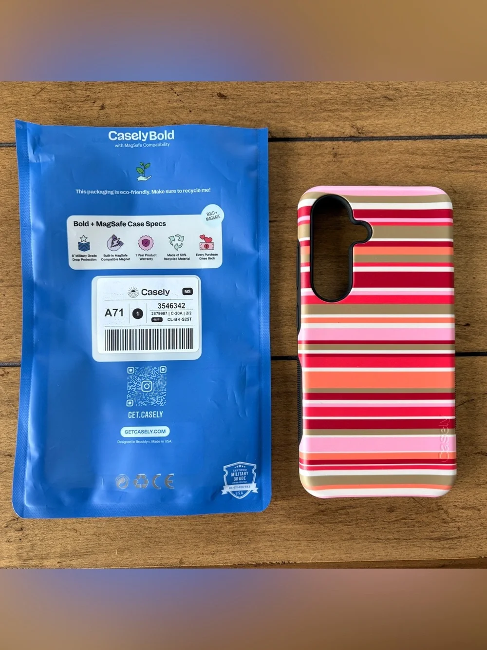 NIB Casely Citrus Stripes Poolside Case for Galaxy S25